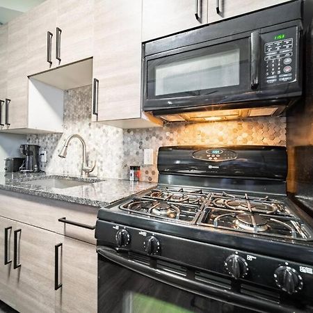 Walkable Gem In Little Italy Appartement Cleveland Buitenkant foto
