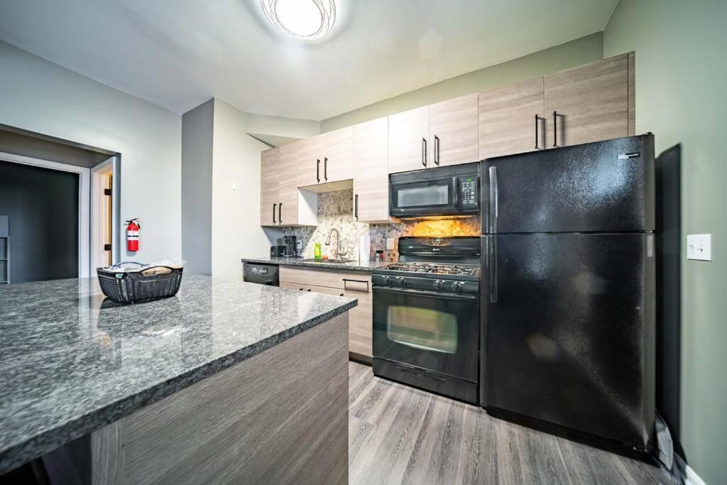 Walkable Gem In Little Italy Appartement Cleveland Buitenkant foto
