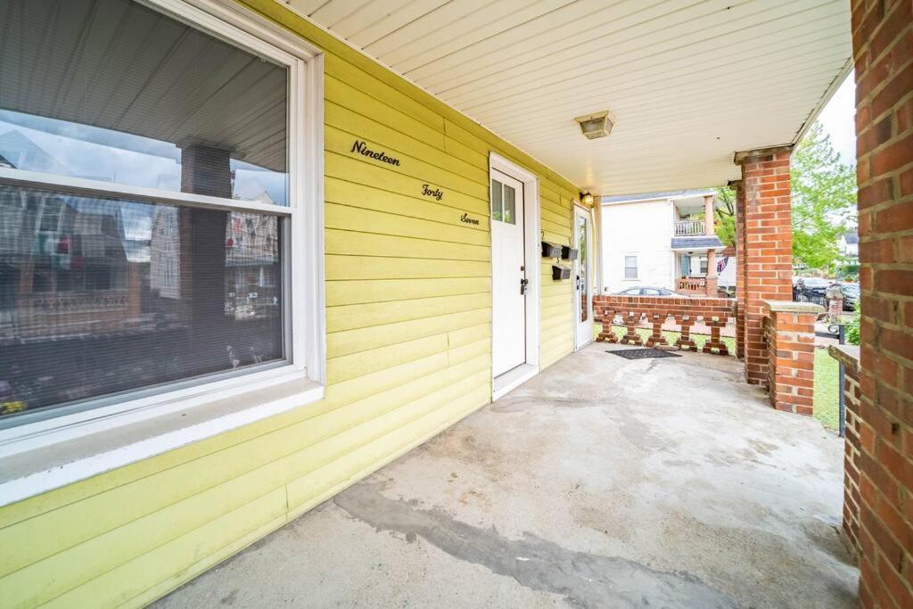 Walkable Gem In Little Italy Appartement Cleveland Buitenkant foto